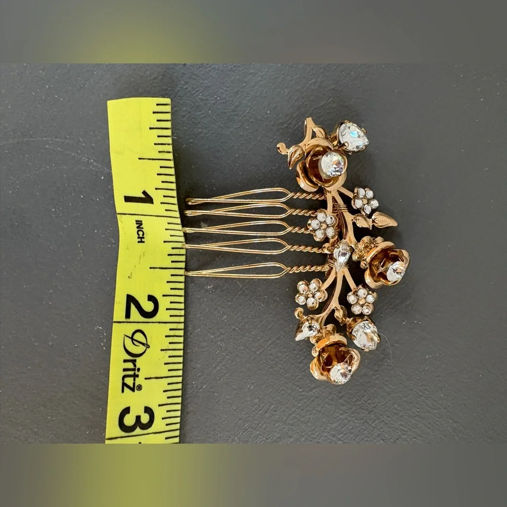 Vintage-Style Gold Floral Rhinestone Hair Comb – Bridal Wedding Hairpiece
